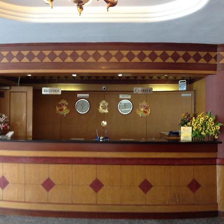Lai Lai Mutiara Hotel Batam Extérieur photo