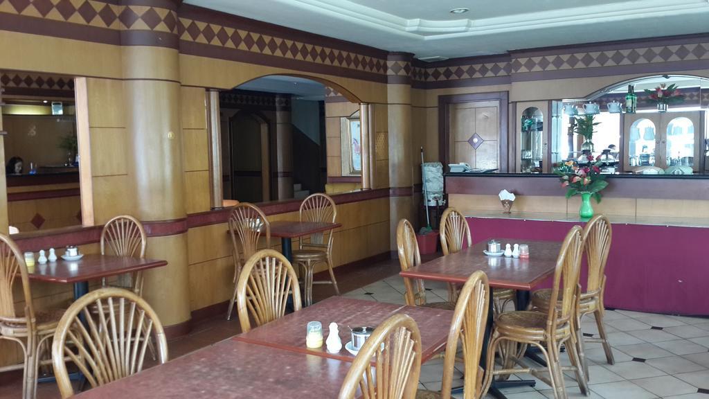 Lai Lai Mutiara Hotel Batam Extérieur photo