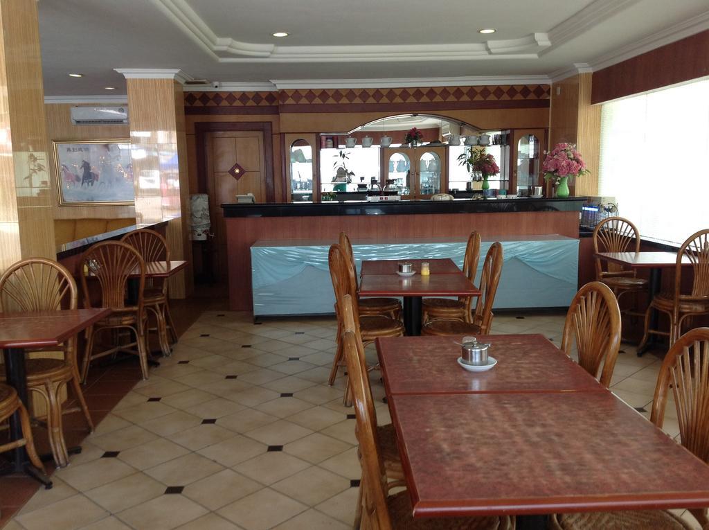 Lai Lai Mutiara Hotel Batam Extérieur photo