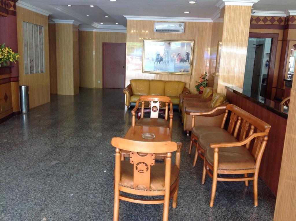 Lai Lai Mutiara Hotel Batam Extérieur photo