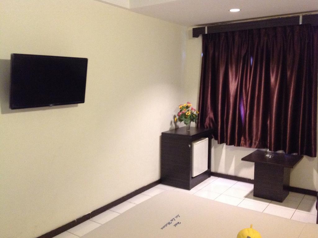 Lai Lai Mutiara Hotel Batam Extérieur photo