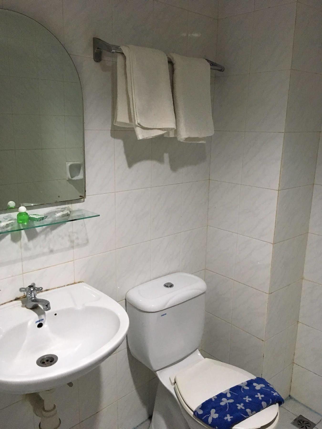 Lai Lai Mutiara Hotel Batam Extérieur photo
