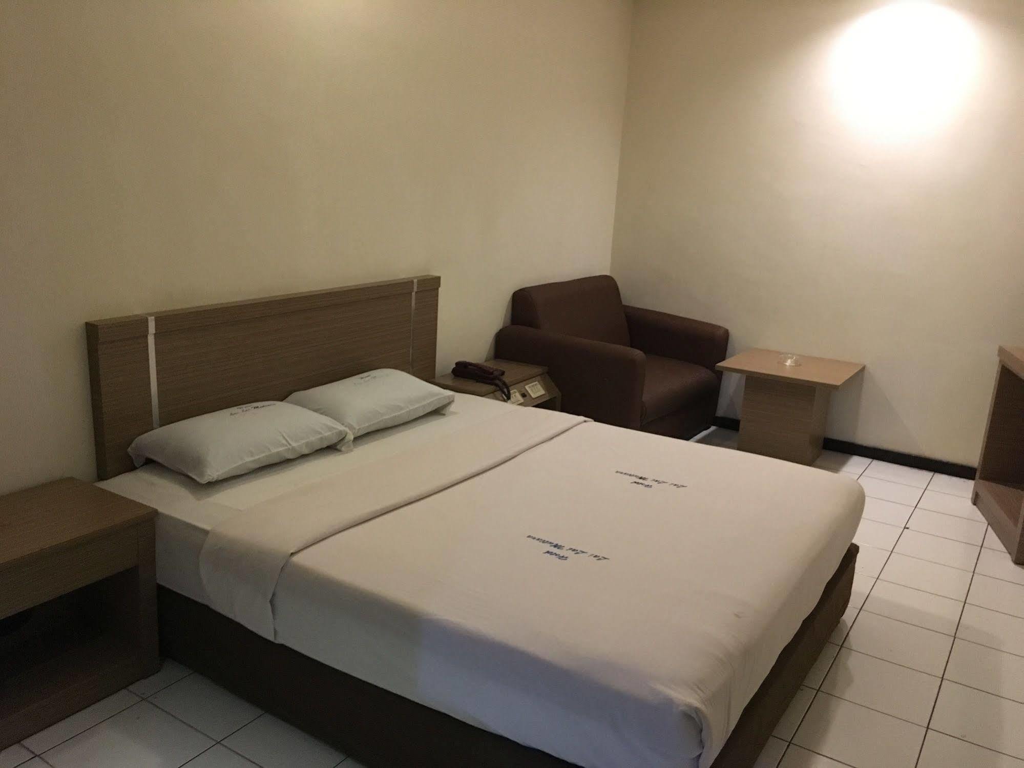 Lai Lai Mutiara Hotel Batam Extérieur photo